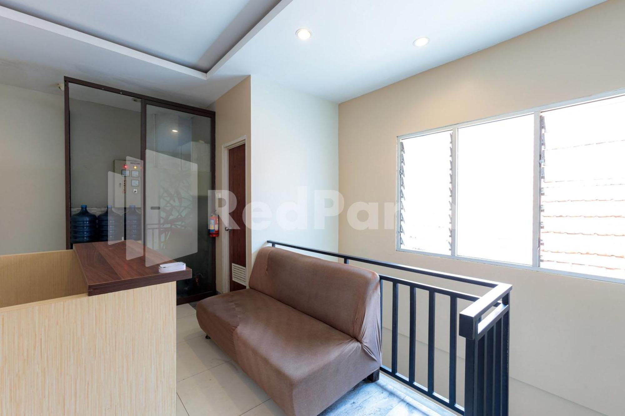 Ichiza Room Redpartner Джакарта Экстерьер фото