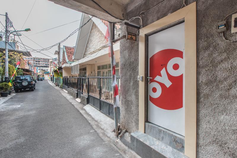 Ichiza Room Redpartner Джакарта Экстерьер фото